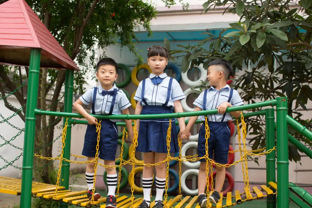 企业工装西服批量定制流程及质量控制要点解析
