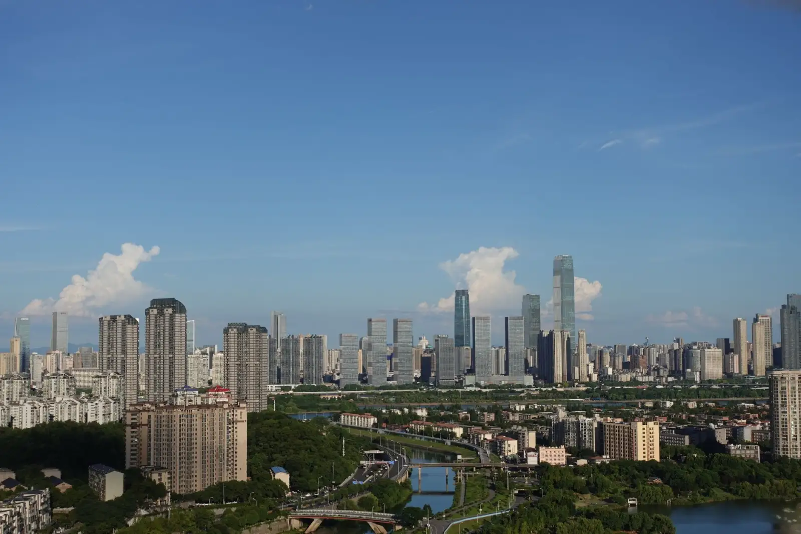 企业工装定制中量体数据的数字化采集与精准匹配技术解析