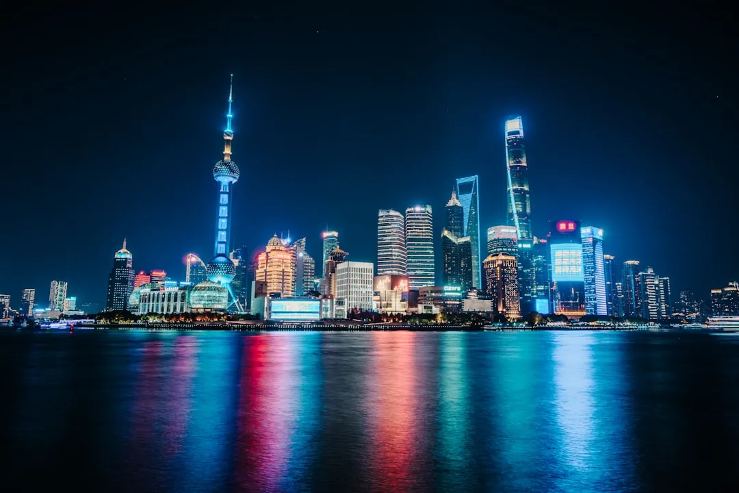 2025年服装定制行业技术发展趋势与应用前景分析